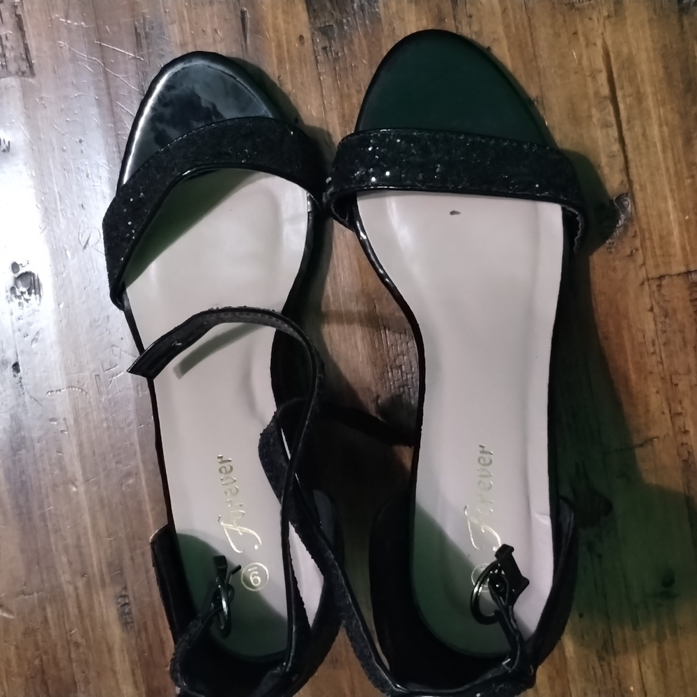 Woman's wedge 9